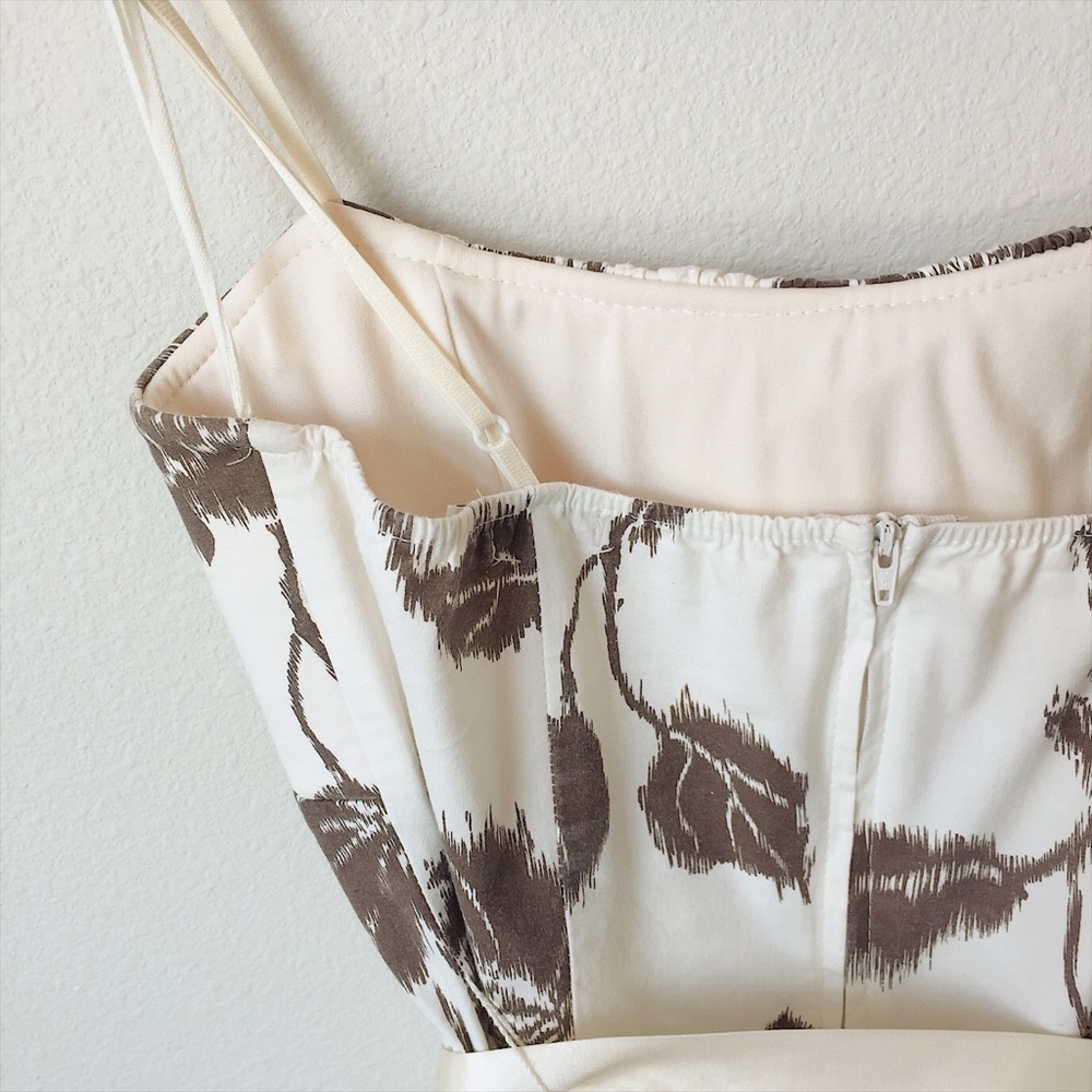 Floral leaves Sundress - Picture 7 of 8